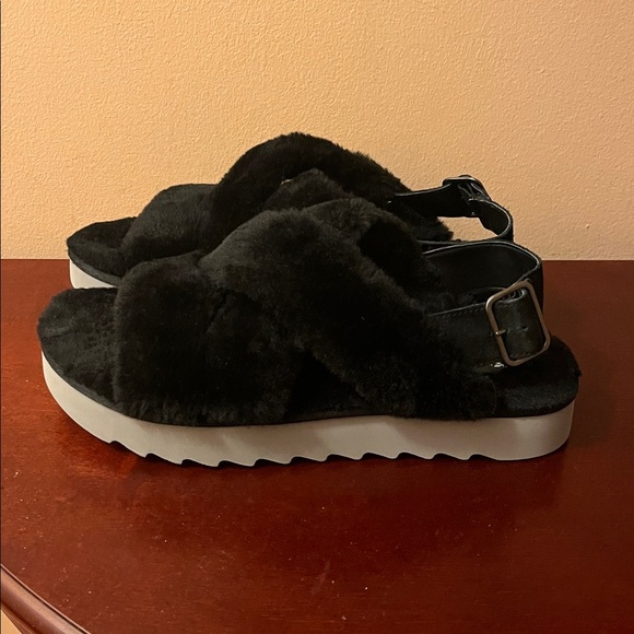 Koolaburra Black Fuzzy Sandals by Ugg - Picture 2 of 10